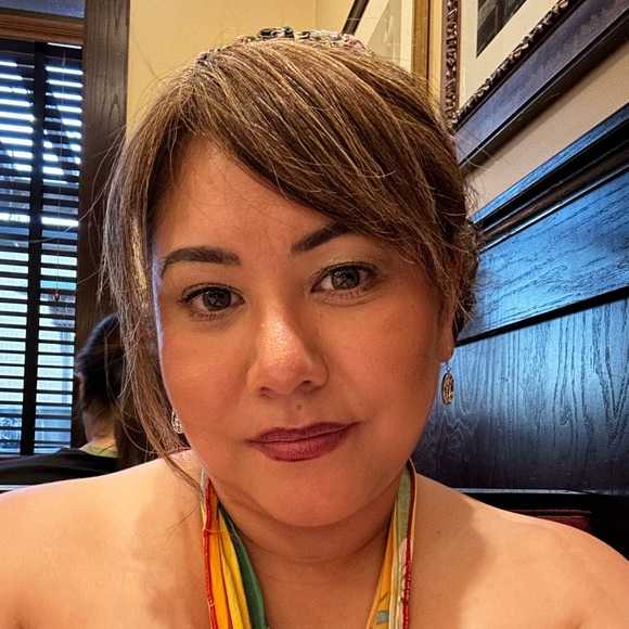 Meet your Posher, Daphne - Picture 1 of 1